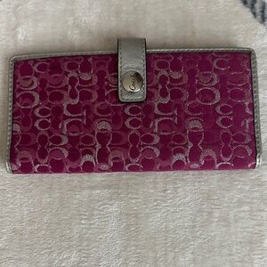 Coach Fuchsia and Silver Card Holder / Wallet